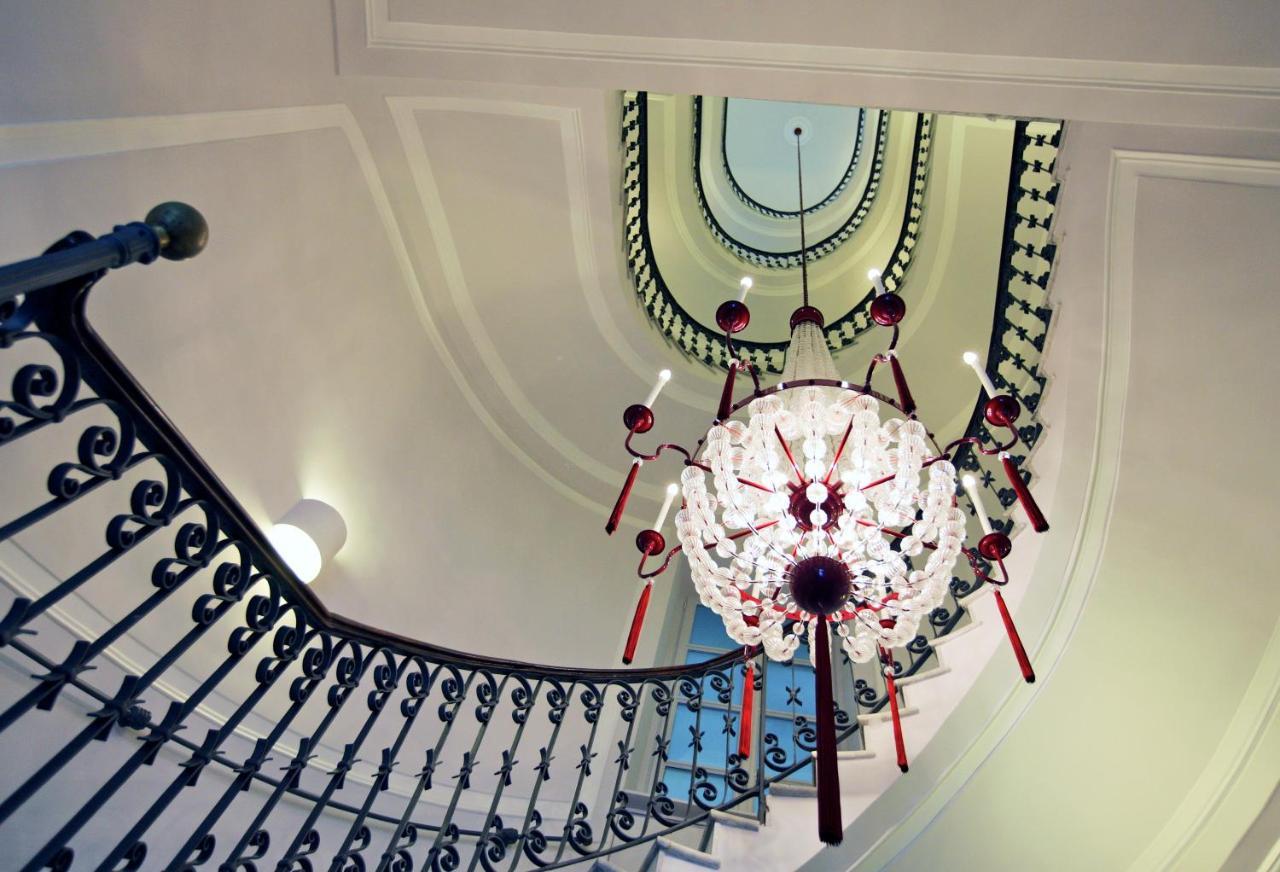 Albergo Palazzo Decumani Napoli Esterno foto