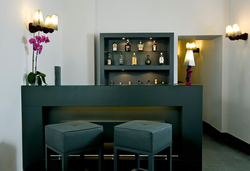 Albergo Palazzo Decumani Napoli Esterno foto