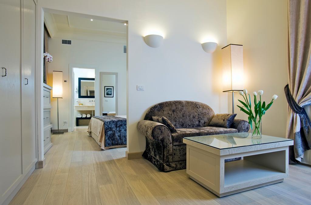 Albergo Palazzo Decumani Napoli Esterno foto