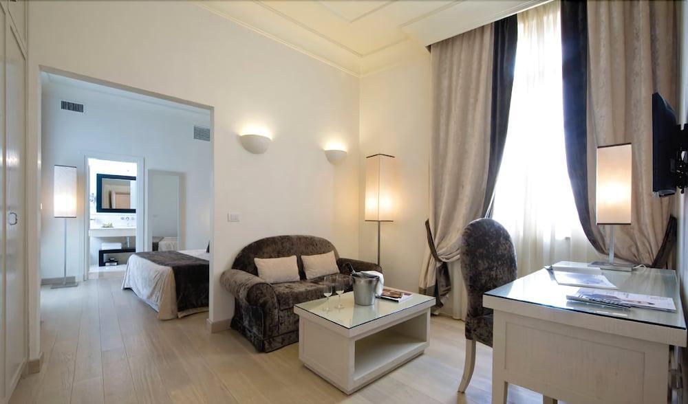 Albergo Palazzo Decumani Napoli Esterno foto